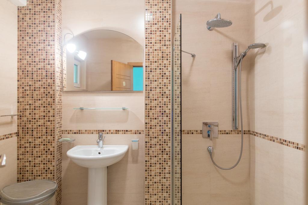 Saint Stefan Apartments Sveti Stefan Cameră foto